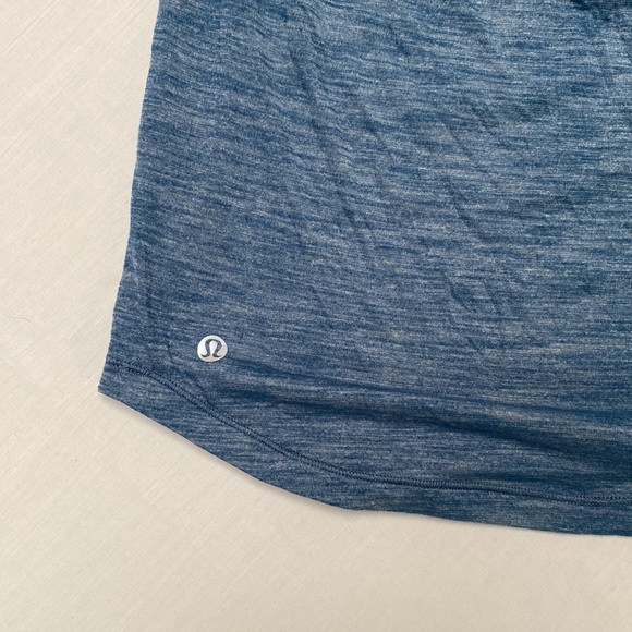 Lululemon Athletica Workout Tank, Size 6 - Picture 5 of 8